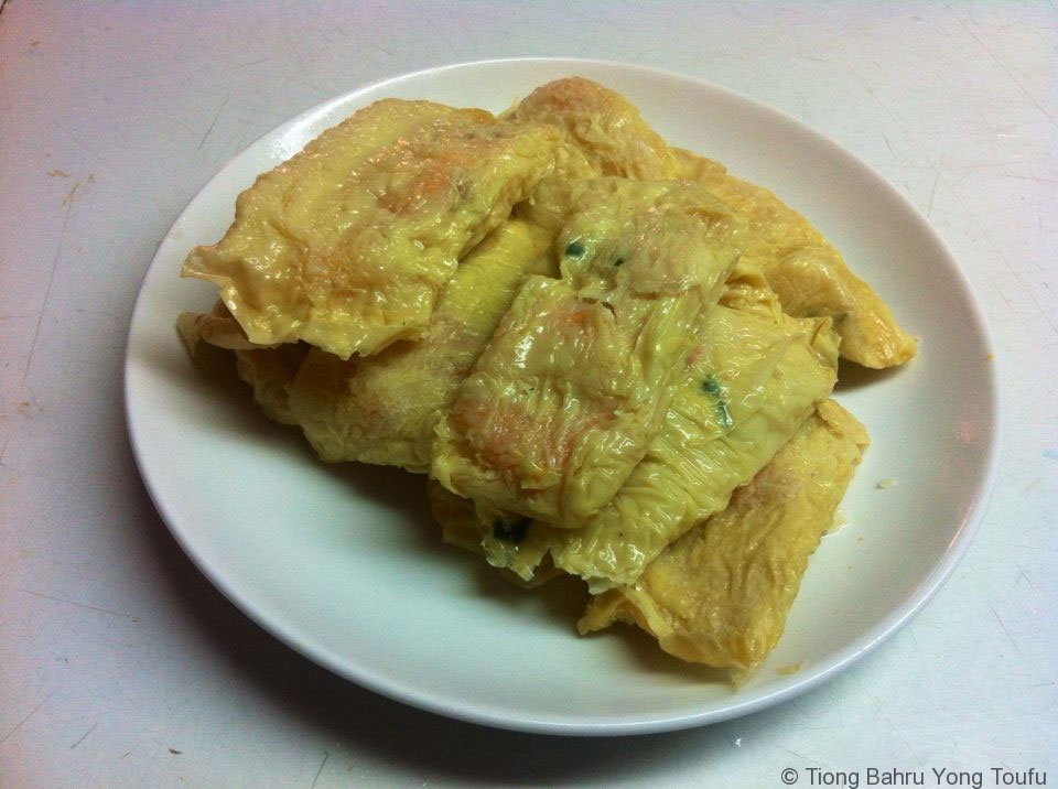 Beancurd Skin with Prawn and Fish Paste 豆腐皮包虾鱼肉 Yong Tou Fu